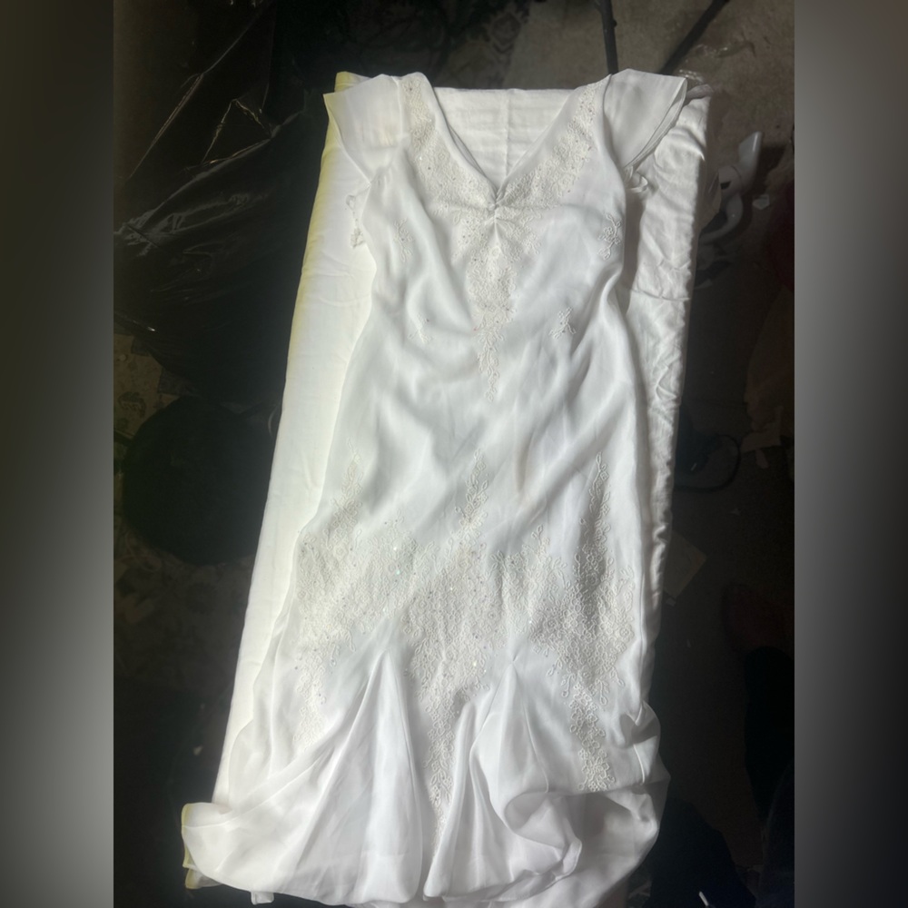 Elegant White Bedding dress(Wedding dress)